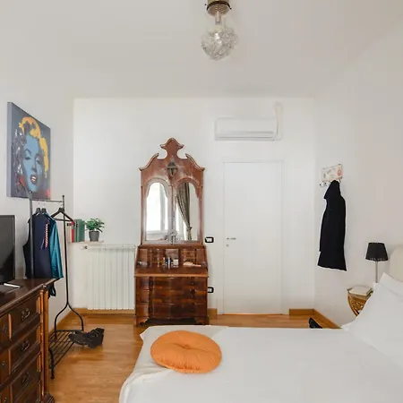 Ibiscus Bed & Breakfast 4*