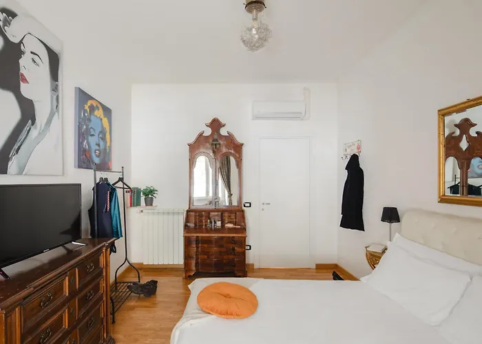 Ibiscus Bed & Breakfast 4*